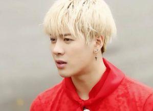 娱乐吃瓜酱优质男,魅力四溢，实力非凡