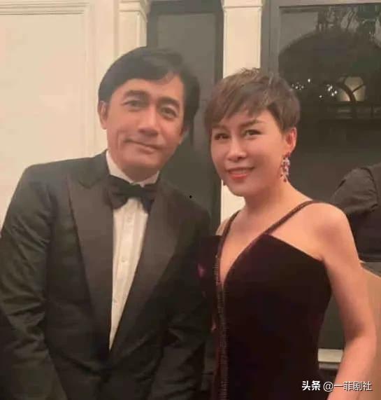 娱乐圈里的瓜越吃越多,揭秘明星背后的故事